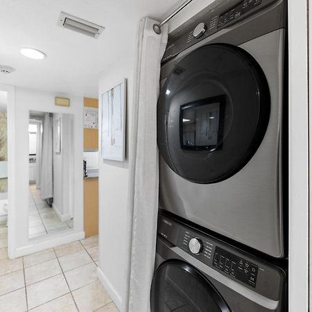 فندق Cape Winds كيب كانافيرال الغرفة الصورة